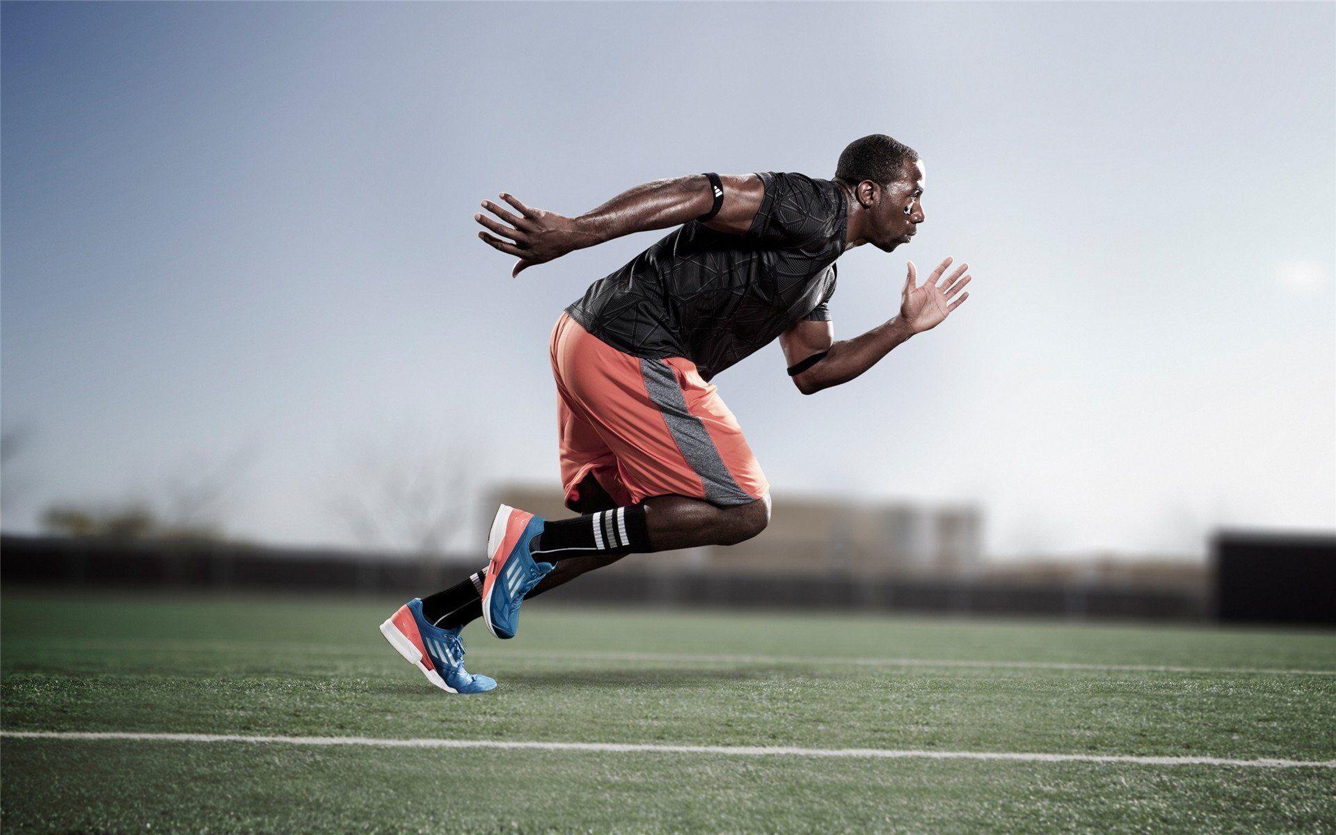 篮网队长开设青少年自信培训课程，篮网队训练